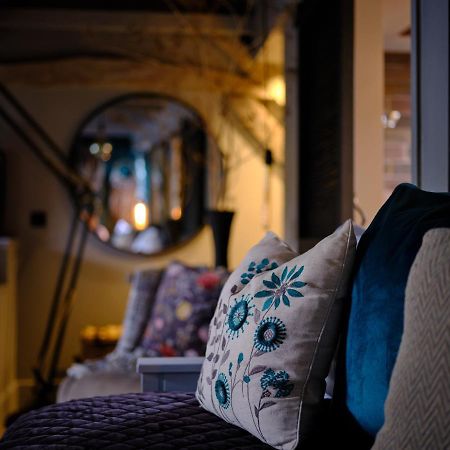 The Elms Hotel & Spa 애버리 외부 사진